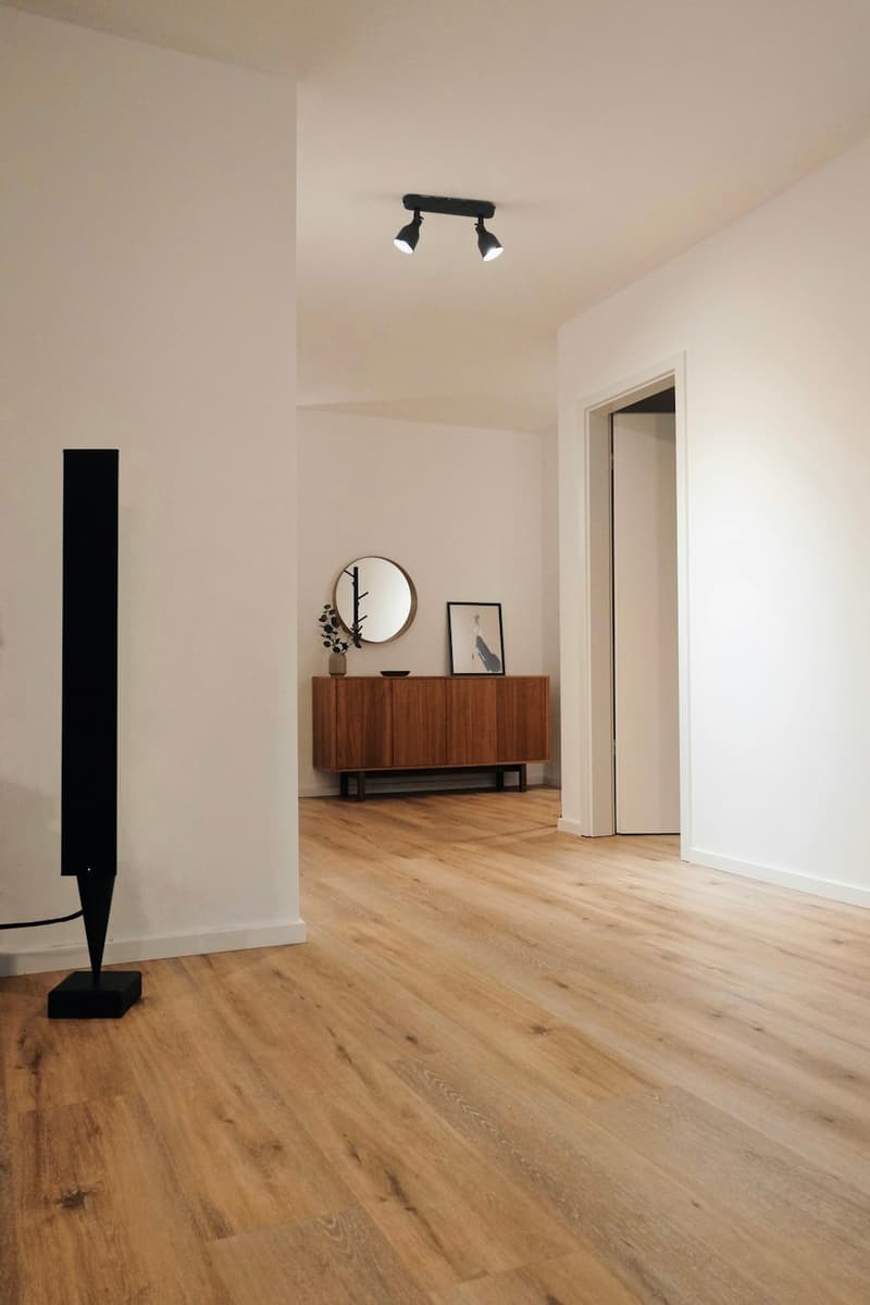 Bright empty room ready for inspection